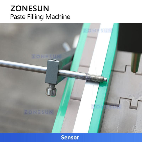 ZONESUN ZS-VTGTL1A Gear Pump Liquid Filling Machine with Heating Mixing Hopper for Lip Gloss Candle Wax